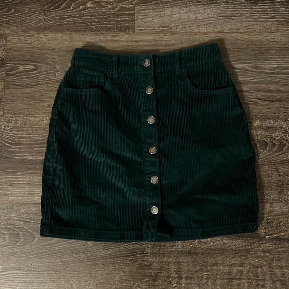 Great corduroy skirt for winter dinners / parties